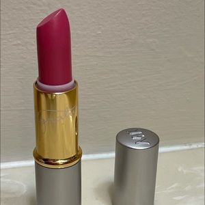 Mary Kay Signature SIMPLY PINK lipstick
